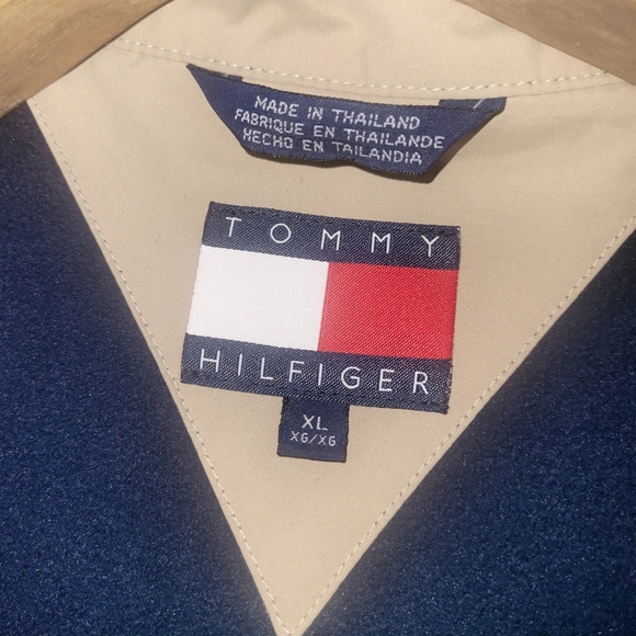Tommy Hilfiger Men's Jacket - Picture 11 of 13